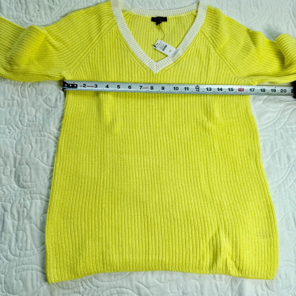 Talbots Chic Sporty Retro Yellow V-Neck Contrast Trim Sporty Sweater Wm's XS NWT - Picture 8 of 8